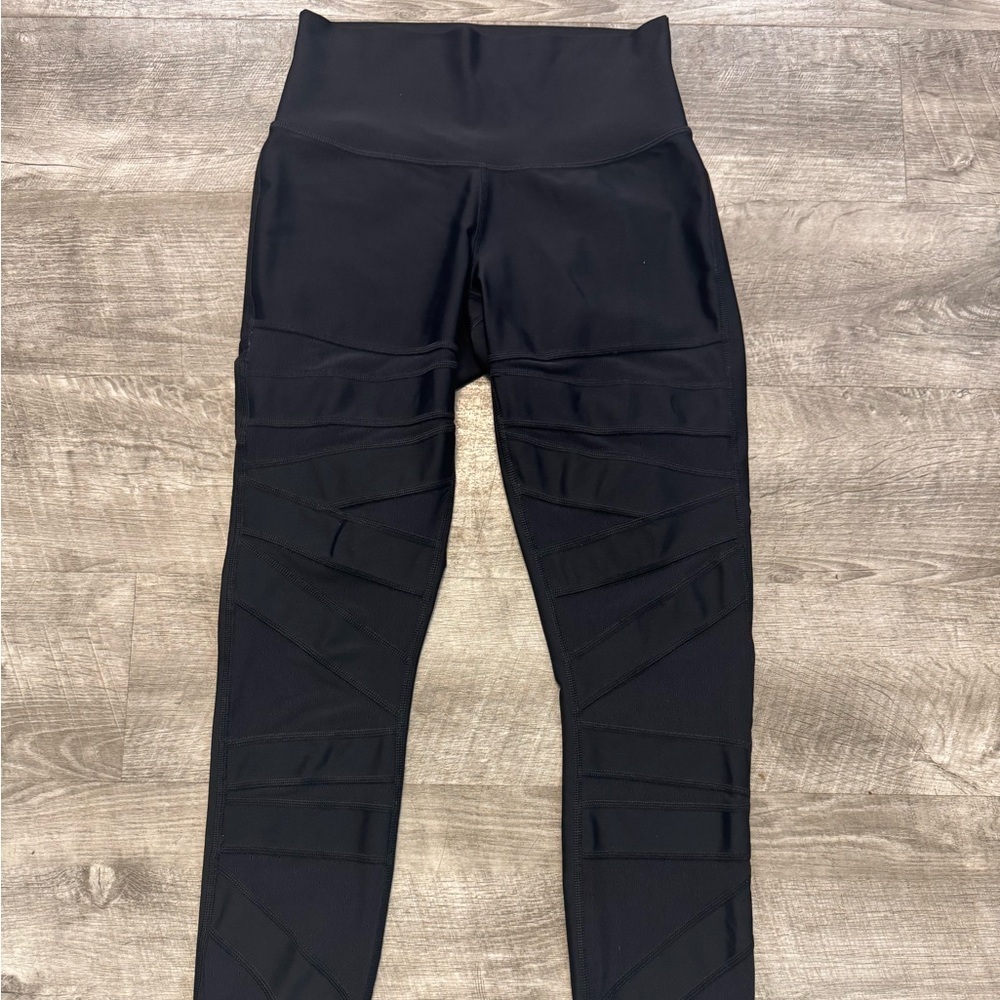 Lululemon Wunder Under High Rise Mesh 7/8 Black Legging Women Sz. 2 Waist 23